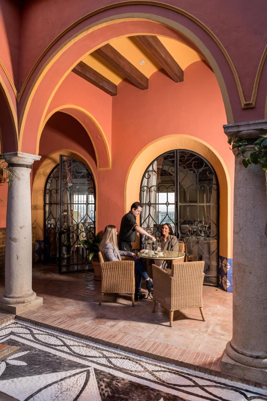 Parador De Arcos De La Frontera Exteriör bild