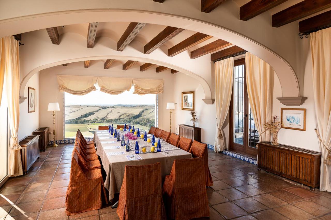Parador De Arcos De La Frontera Exteriör bild